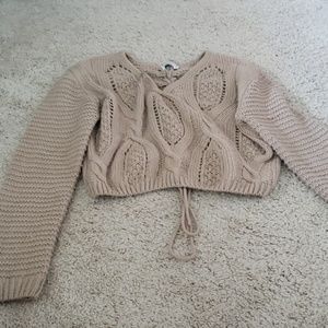 Sweater crop
